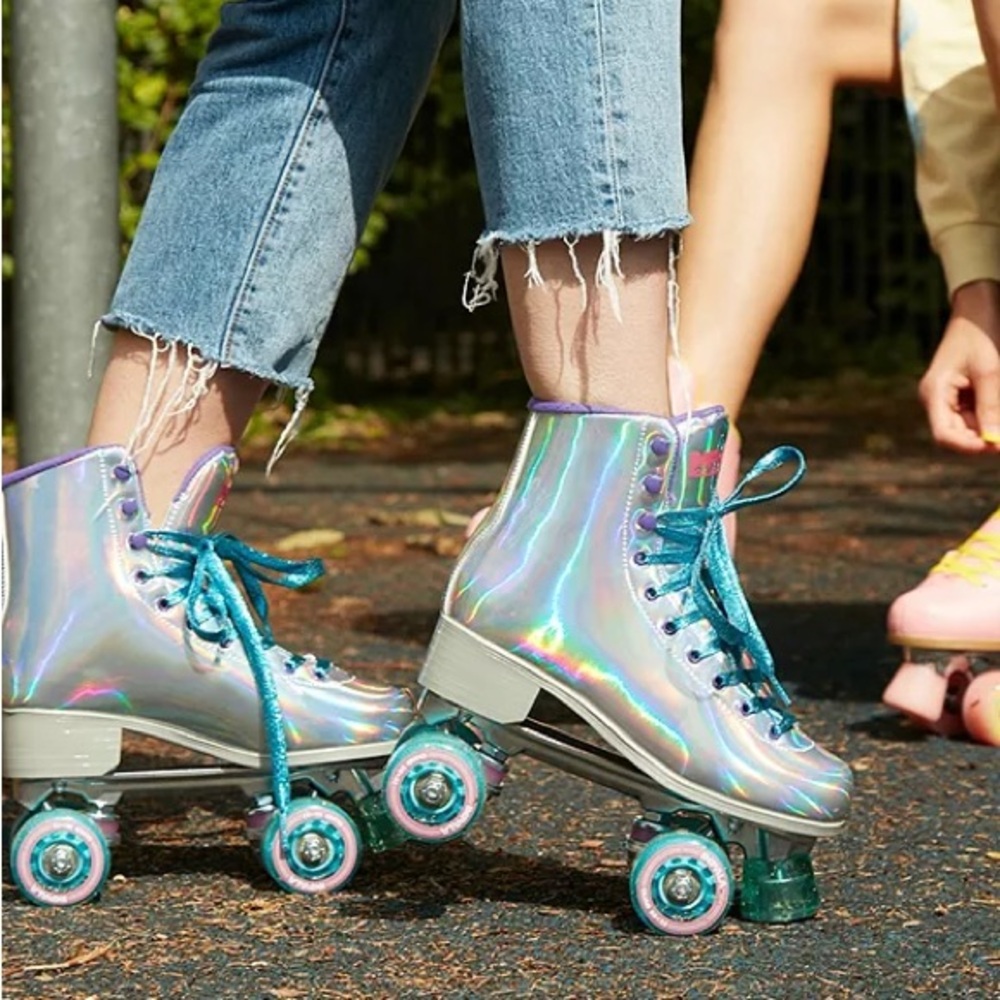 NEW Impala Holographic Roller Skates Shiny Silver Turquoise Size 7-7.5 38-39 Y2K